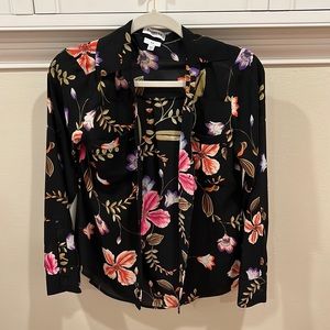 Collared floral long sleeve blouse